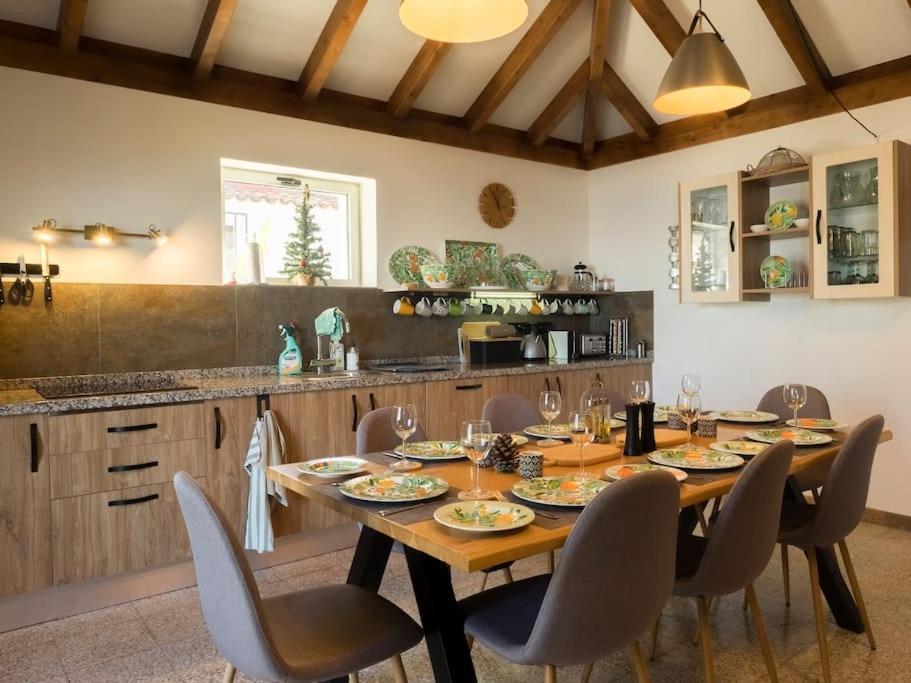 לה אורוטבה Casa Vina: A Spectacular Away From It All Holiday מראה חיצוני תמונה